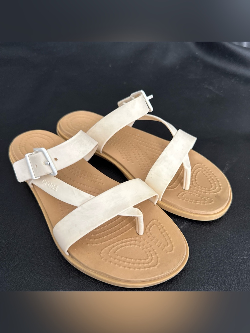 Women’s Crocs Tulum Toe Post Toe Sandal Tan Size 6 Strappy Slip On Flip Flop